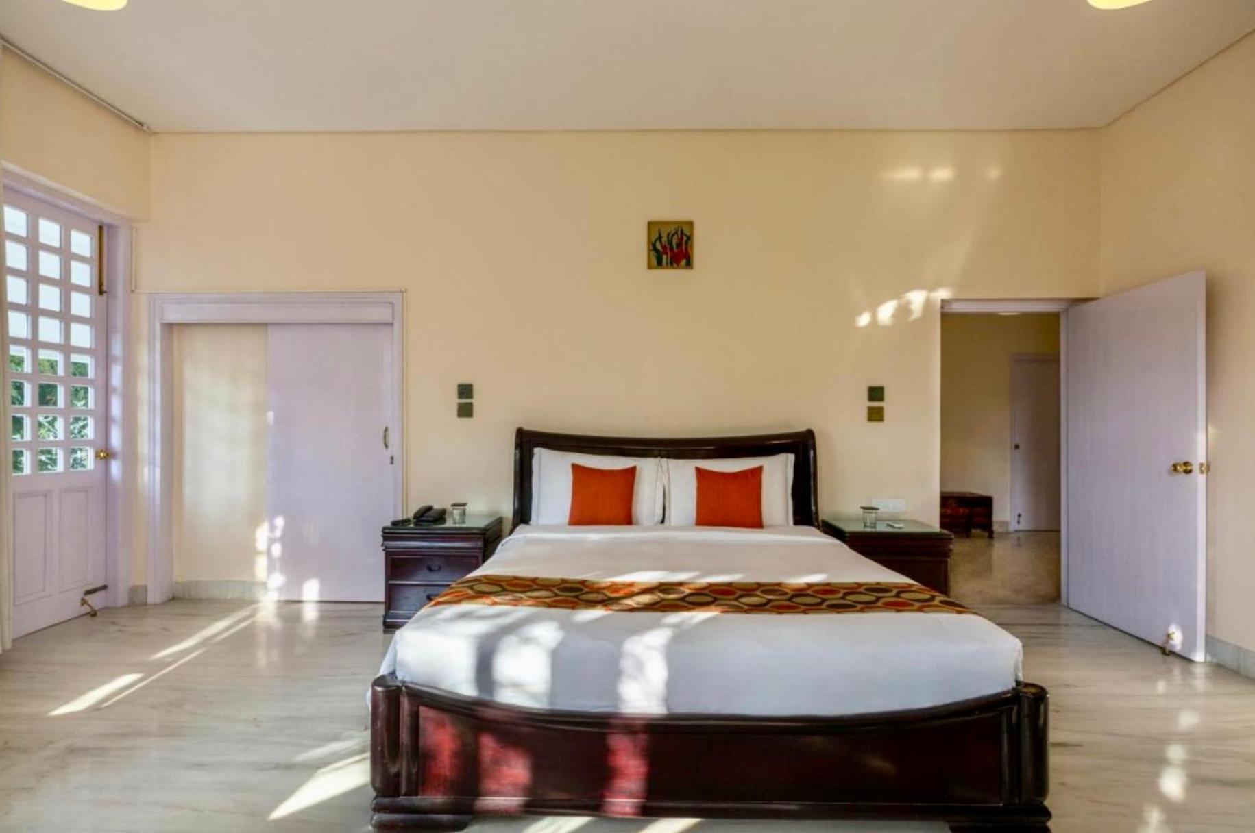 Saffron Leaf W567 Otel Dehradun Dış mekan fotoğraf