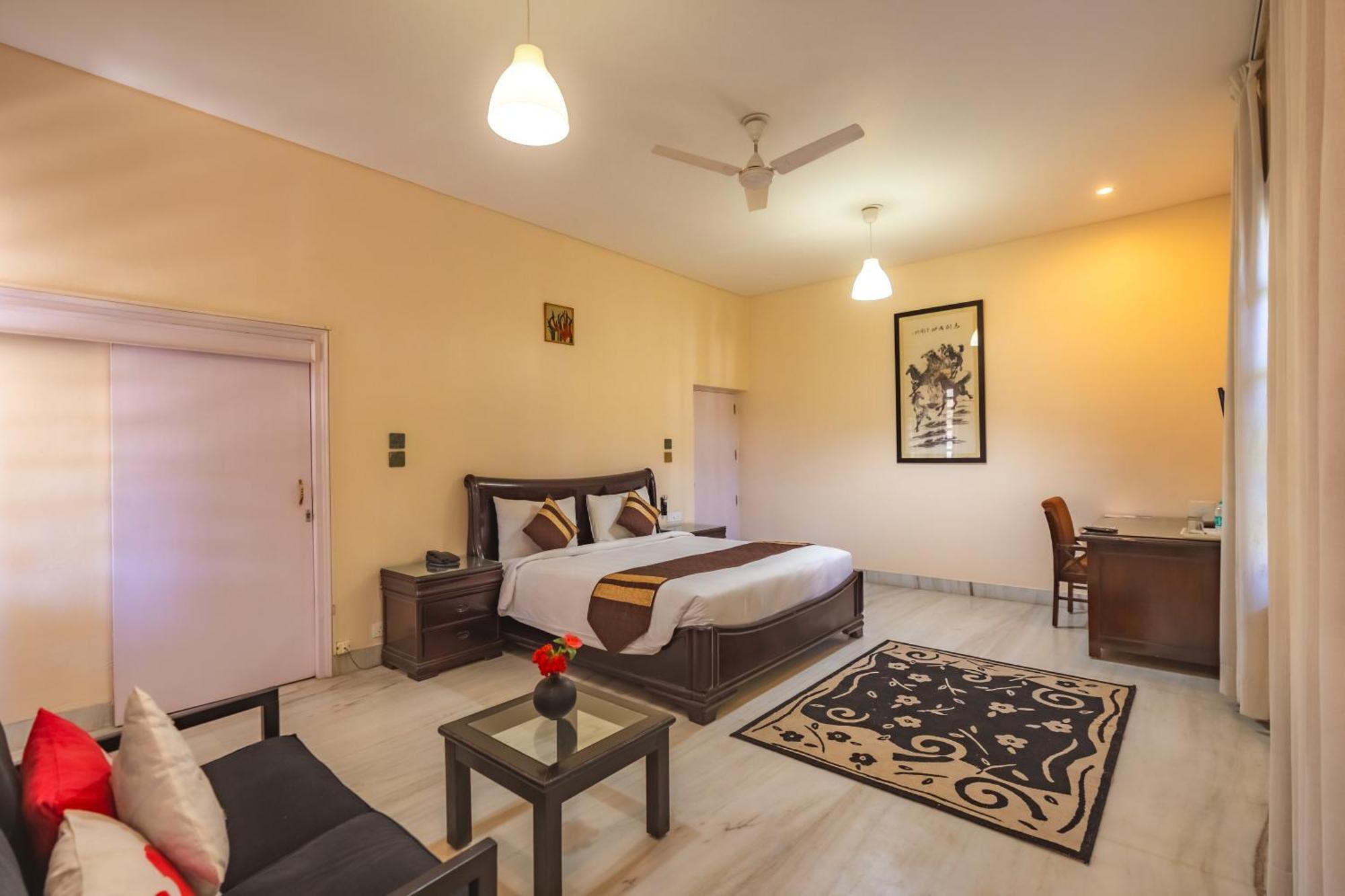 Saffron Leaf W567 Otel Dehradun Dış mekan fotoğraf