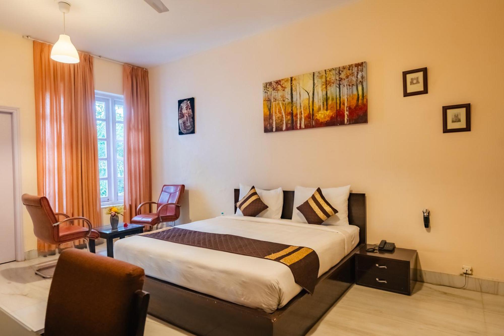 Saffron Leaf W567 Otel Dehradun Dış mekan fotoğraf